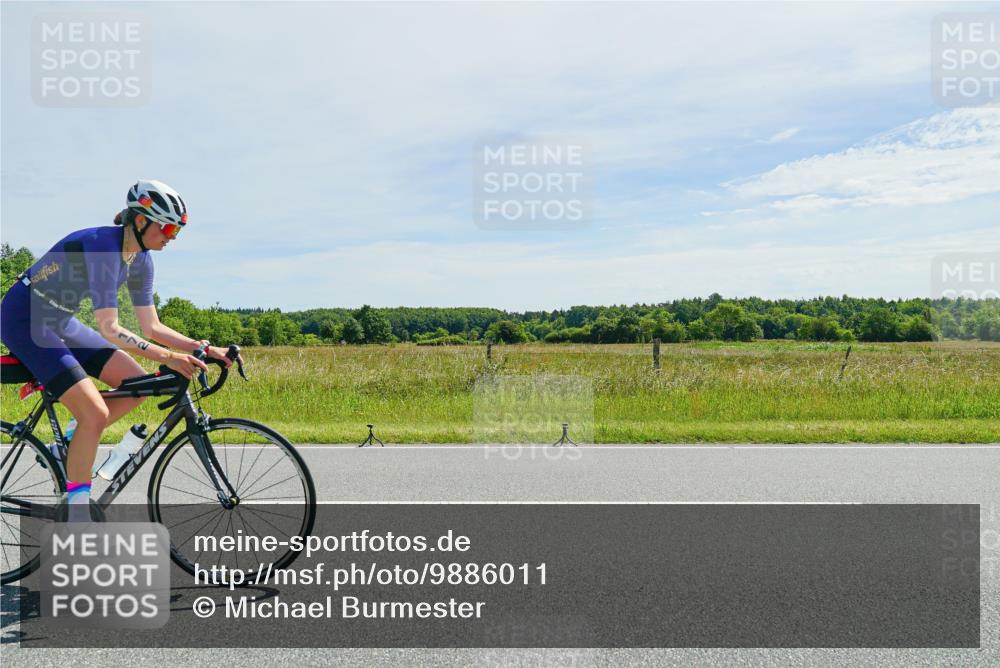 21.06.2026 - Viking Triathlon Michael Burmester http://msf.ph/oto/9886011 21.06.2026 11:42:22 Radfahren 83, 124, 142, 172, 331, 517, 556 meine-sportfotos.de