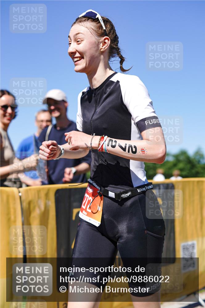21.06.2026 - Viking Triathlon Michael Burmester http://msf.ph/oto/9886022 21.06.2026 16:11:14 Radfahren  meine-sportfotos.de