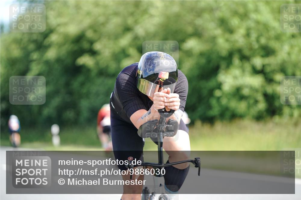 21.06.2026 - Viking Triathlon Michael Burmester http://msf.ph/oto/9886030 21.06.2026 11:26:00 Radfahren 52, 58, 86, 133, 165, 169, 189, 190, 280, 309, 316, 456, 474, 526, 527, 645, 664 meine-sportfotos.de