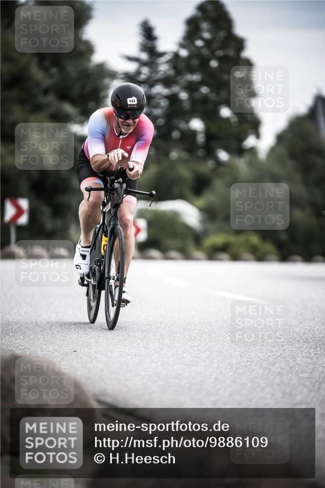 21.06.2026 - 29. Vierlanden-Triathlon H.Heesch http://msf.ph/oto/9886109 21.06.2026 10:39:47 Radfahren 111, 142, 179, 431, 454 meine-sportfotos.de