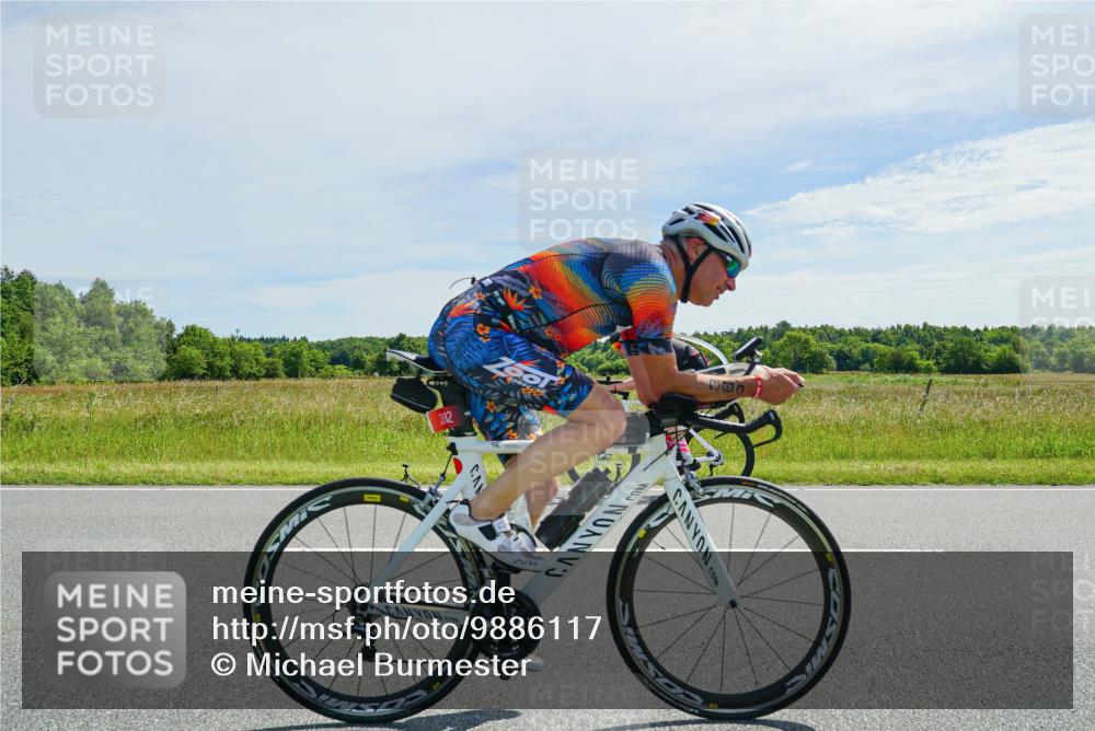 21.06.2026 - Viking Triathlon Michael Burmester http://msf.ph/oto/9886117 21.06.2026 11:44:57 Radfahren 63, 99, 113, 162, 257, 382, 460, 522 meine-sportfotos.de