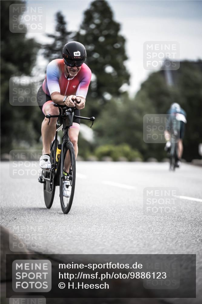21.06.2026 - 29. Vierlanden-Triathlon H.Heesch http://msf.ph/oto/9886123 21.06.2026 10:39:47 Radfahren 111, 142, 179, 431, 454 meine-sportfotos.de