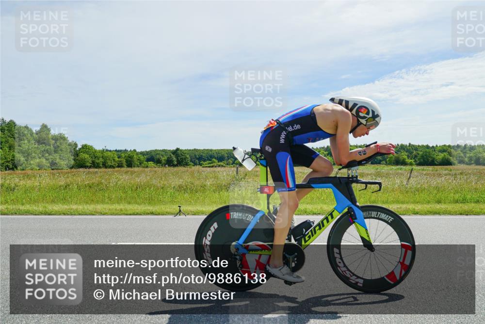 21.06.2026 - Viking Triathlon Michael Burmester http://msf.ph/oto/9886138 21.06.2026 11:45:50 Radfahren 8, 46, 60, 111, 123, 138, 186, 212, 227, 438, 495, 532, 541, 562 meine-sportfotos.de