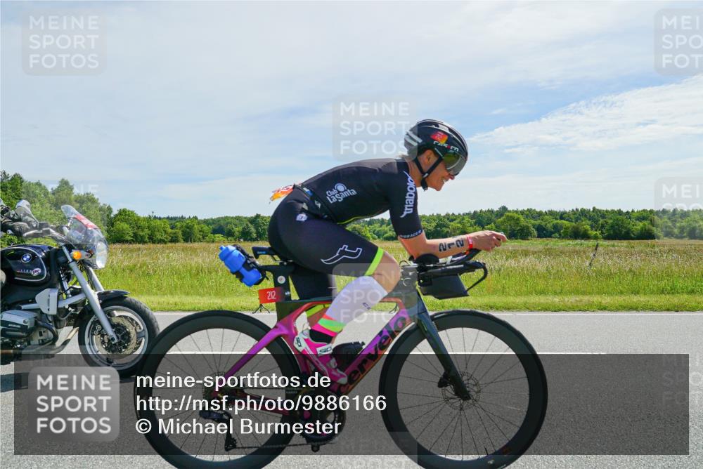 21.06.2026 - Viking Triathlon Michael Burmester http://msf.ph/oto/9886166 21.06.2026 11:45:59 Radfahren 39, 60, 111, 186, 186, 212, 227, 227, 245, 495, 532, 532, 541, 562, 615 meine-sportfotos.de