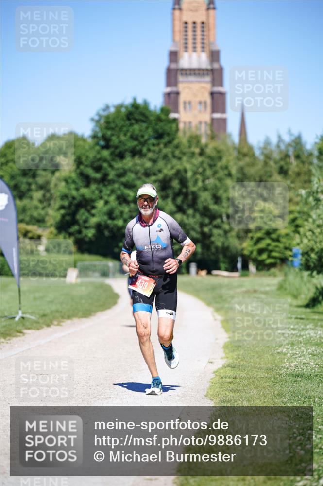 21.06.2026 - Viking Triathlon Michael Burmester http://msf.ph/oto/9886173 21.06.2026 16:12:13 Radfahren  meine-sportfotos.de