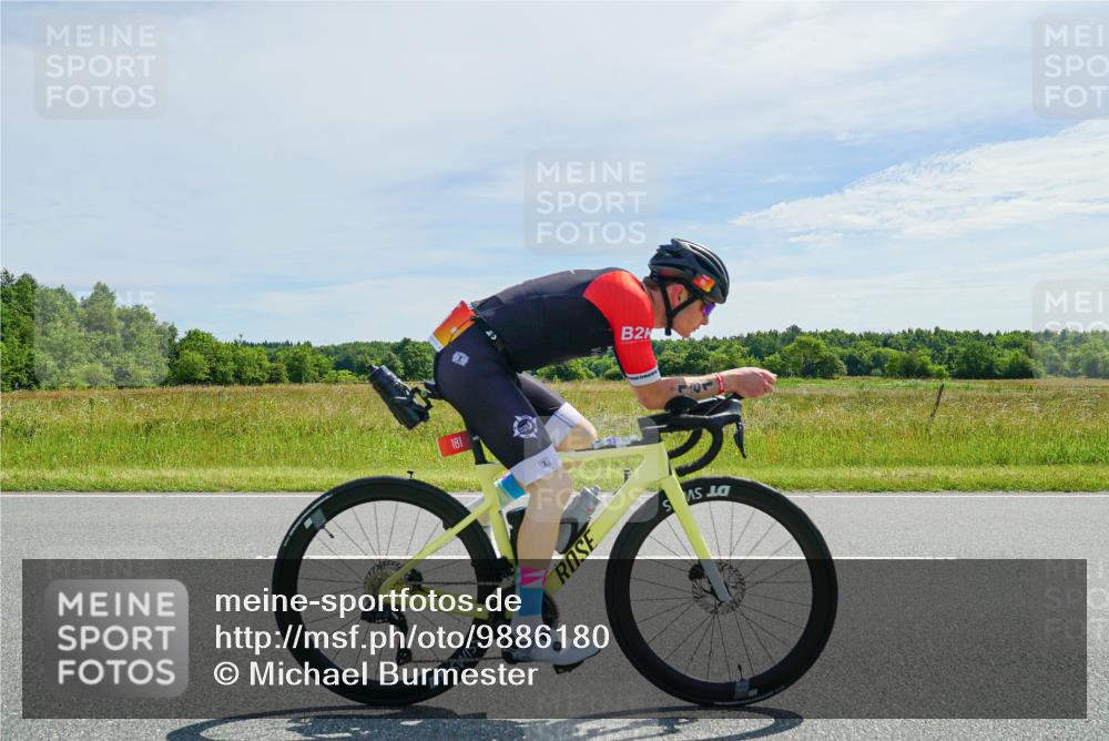 21.06.2026 - Viking Triathlon Michael Burmester http://msf.ph/oto/9886180 21.06.2026 11:46:26 Radfahren 87, 95, 181, 295, 335, 355, 409, 462, 567, 649, 649 meine-sportfotos.de