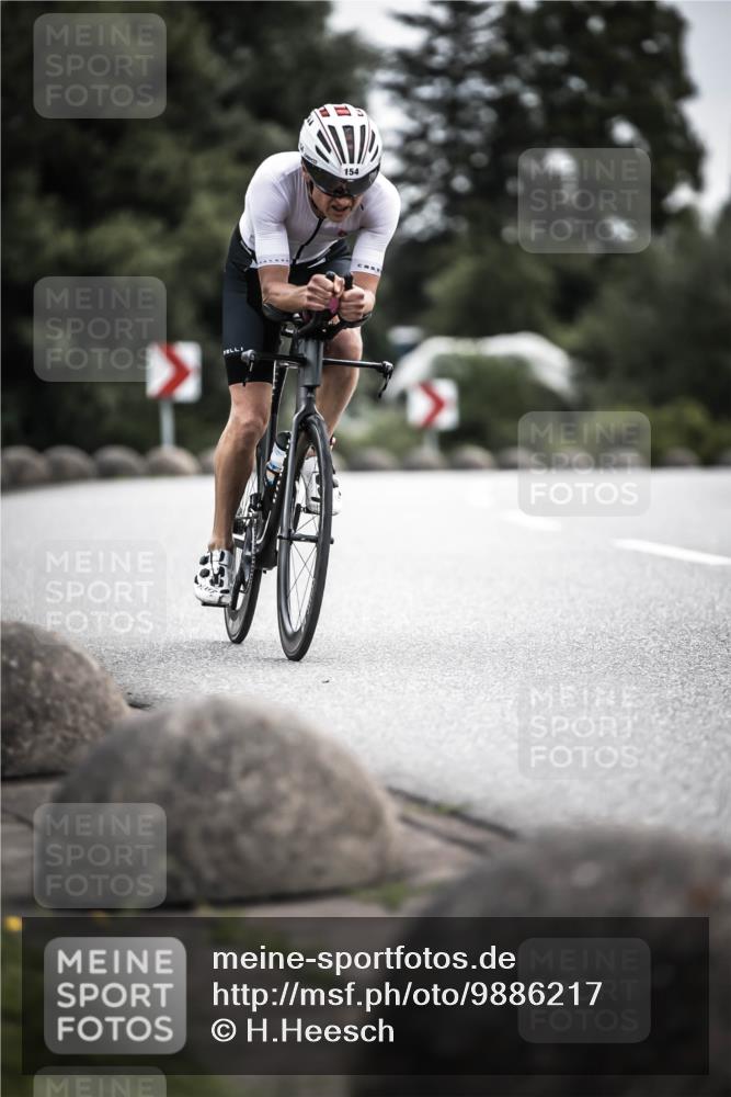 21.06.2026 - 29. Vierlanden-Triathlon H.Heesch http://msf.ph/oto/9886217 21.06.2026 10:40:06 Radfahren 154, 309 meine-sportfotos.de