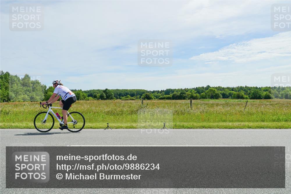 21.06.2026 - Viking Triathlon Michael Burmester http://msf.ph/oto/9886234 21.06.2026 11:46:55 Radfahren 119, 169, 237, 241, 280, 315, 355, 365, 426, 462, 565, 655 meine-sportfotos.de