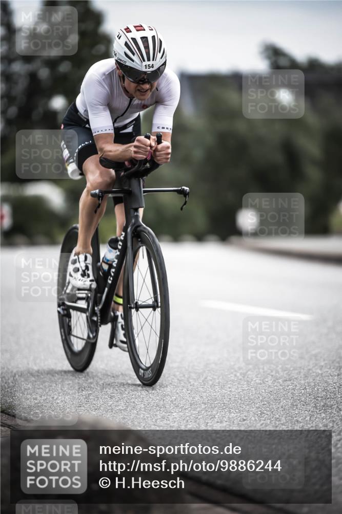 21.06.2026 - 29. Vierlanden-Triathlon H.Heesch http://msf.ph/oto/9886244 21.06.2026 10:40:06 Radfahren 154, 309 meine-sportfotos.de