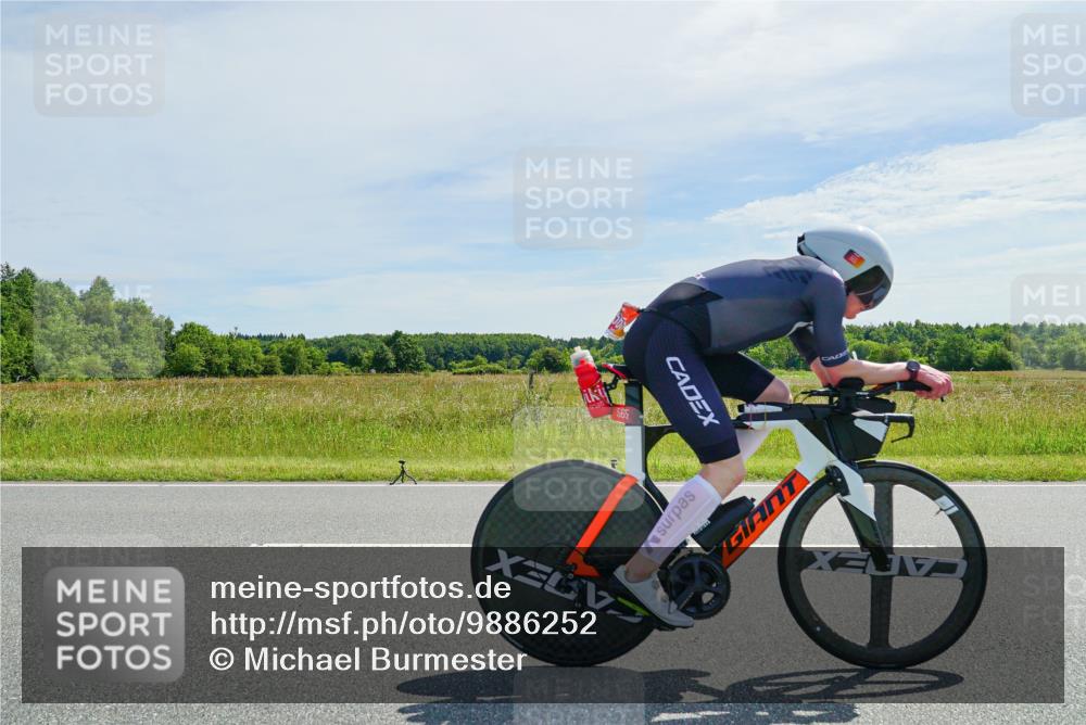 21.06.2026 - Viking Triathlon Michael Burmester http://msf.ph/oto/9886252 21.06.2026 11:46:59 Radfahren 119, 122, 169, 237, 241, 280, 301, 315, 355, 365, 426, 459, 462, 552, 565, 619, 655 meine-sportfotos.de