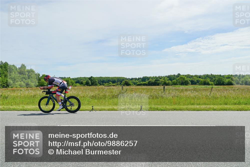 21.06.2026 - Viking Triathlon Michael Burmester http://msf.ph/oto/9886257 21.06.2026 11:47:02 Radfahren 122, 237, 241, 301, 365, 426, 459, 552, 565, 619, 655 meine-sportfotos.de