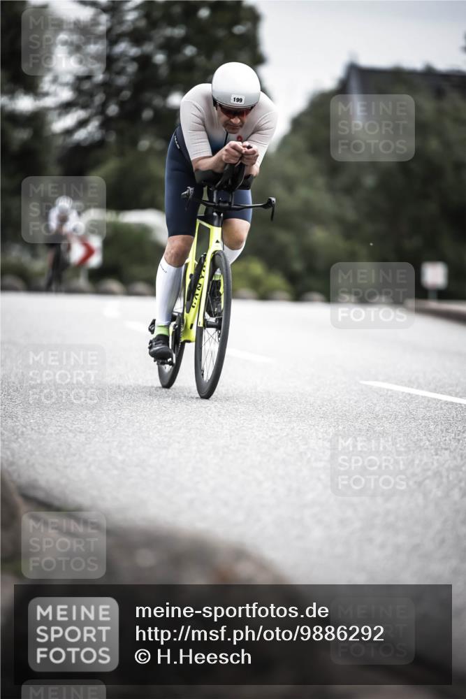 21.06.2026 - 29. Vierlanden-Triathlon H.Heesch http://msf.ph/oto/9886292 21.06.2026 10:40:34 Radfahren 199, 280 meine-sportfotos.de