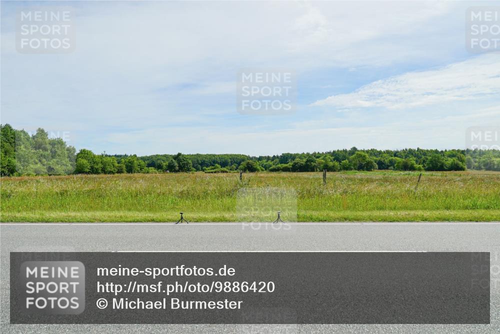 21.06.2026 - Viking Triathlon Michael Burmester http://msf.ph/oto/9886420 21.06.2026 11:48:35 Radfahren 34, 45, 125, 125, 150, 150, 188, 197, 250, 283, 291, 303, 327, 434, 485, 553, 553, 616, 616, 622, 622, 651, 652, 663, 665, 669 meine-sportfotos.de