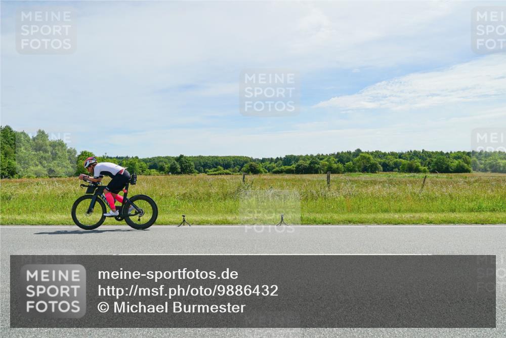 21.06.2026 - Viking Triathlon Michael Burmester http://msf.ph/oto/9886432 21.06.2026 11:48:39 Radfahren 125, 150, 188, 250, 250, 283, 291, 305, 434, 485, 553, 616, 616, 622, 651, 652, 669 meine-sportfotos.de