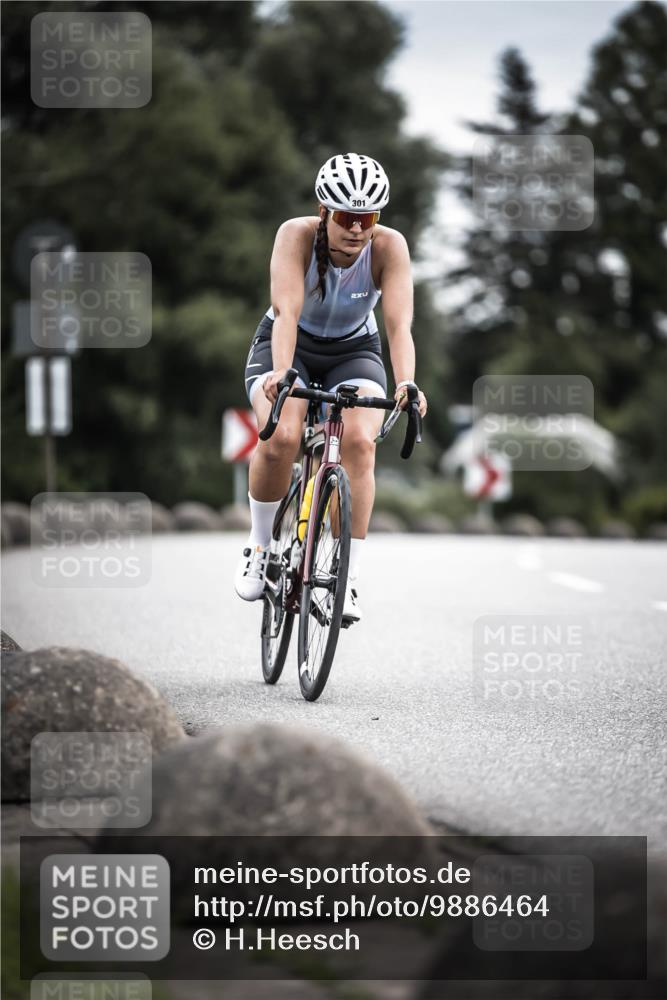 21.06.2026 - 29. Vierlanden-Triathlon H.Heesch http://msf.ph/oto/9886464 21.06.2026 10:40:59 Radfahren 39, 231, 265, 301 meine-sportfotos.de