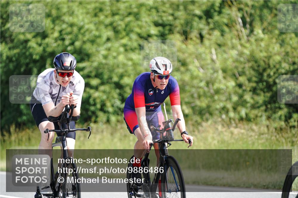 21.06.2026 - Viking Triathlon Michael Burmester http://msf.ph/oto/9886486 21.06.2026 11:27:12 Radfahren 41, 44, 63, 65, 74, 87, 94, 111, 154, 162, 163, 166, 227, 266, 275, 344, 411, 460, 484, 522, 569, 649, 651, 665, 668 meine-sportfotos.de