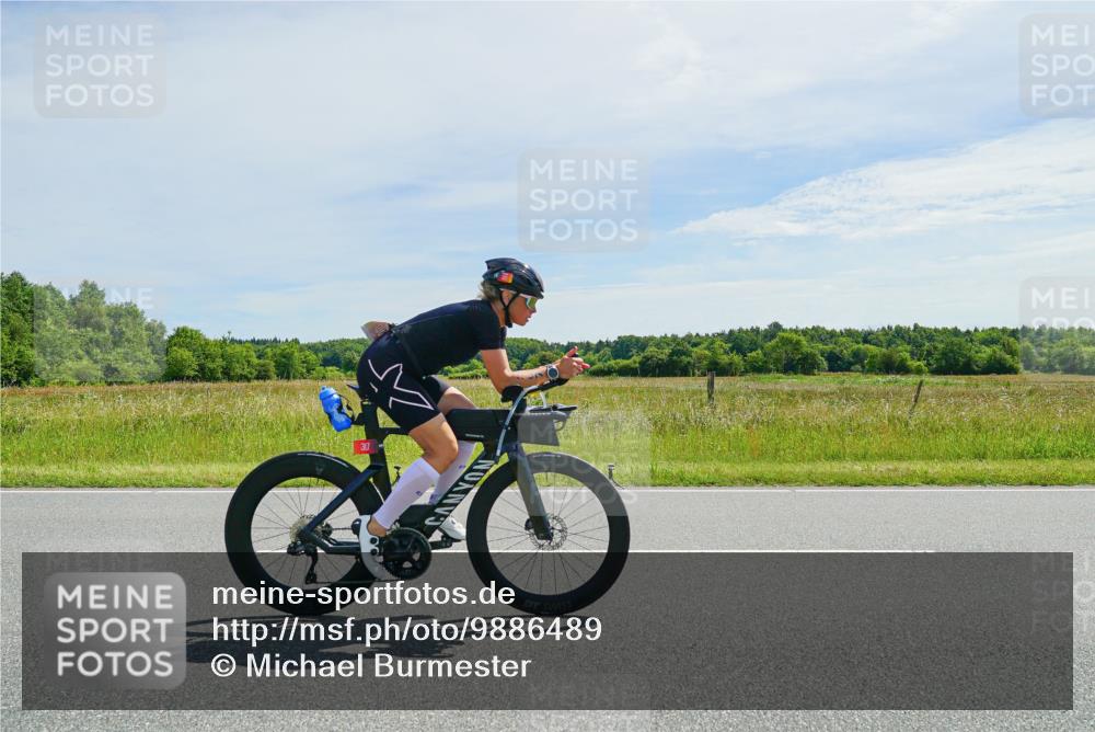 21.06.2026 - Viking Triathlon Michael Burmester http://msf.ph/oto/9886489 21.06.2026 11:48:59 Radfahren 167, 203, 250, 296, 298, 305, 307, 433, 473 meine-sportfotos.de