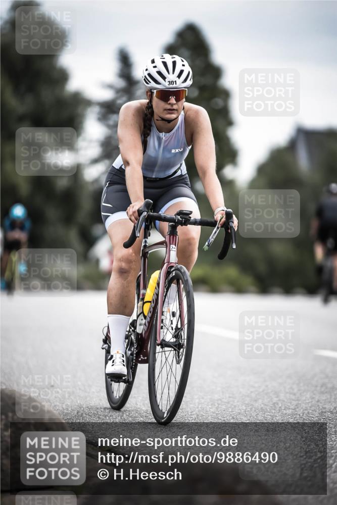 21.06.2026 - 29. Vierlanden-Triathlon H.Heesch http://msf.ph/oto/9886490 21.06.2026 10:41:00 Radfahren 39, 231, 265, 301 meine-sportfotos.de