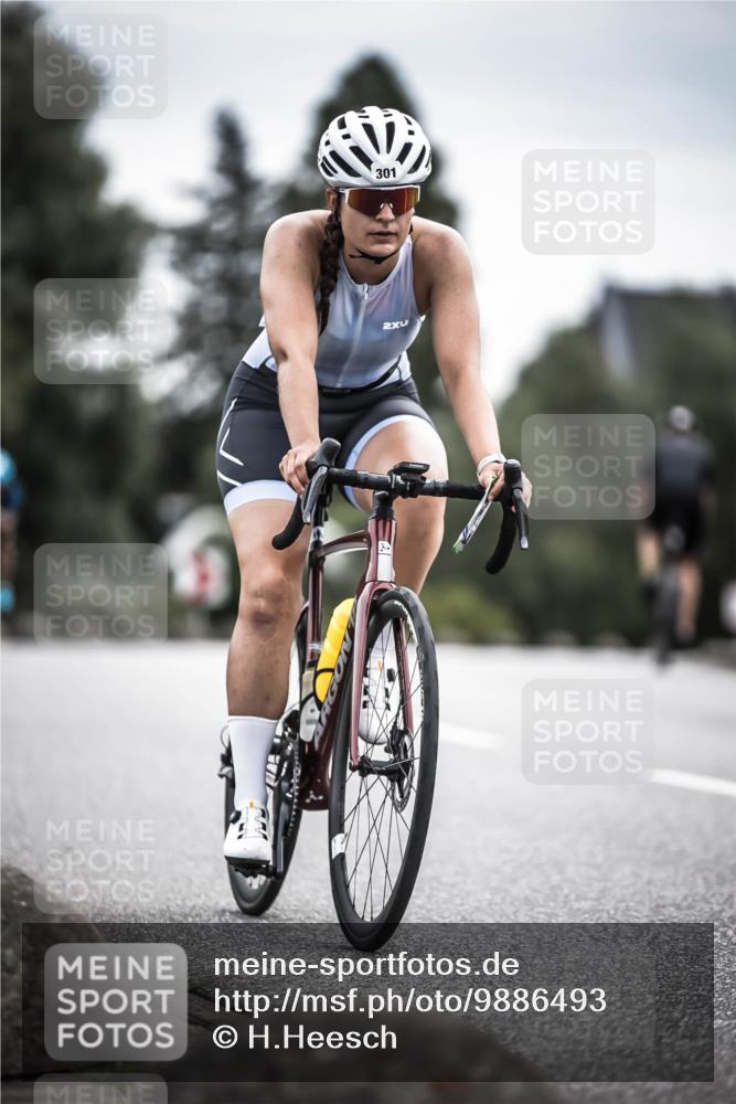 21.06.2026 - 29. Vierlanden-Triathlon H.Heesch http://msf.ph/oto/9886493 21.06.2026 10:41:00 Radfahren 39, 231, 265, 301 meine-sportfotos.de