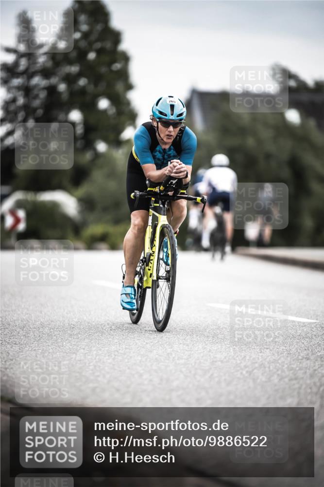 21.06.2026 - 29. Vierlanden-Triathlon H.Heesch http://msf.ph/oto/9886522 21.06.2026 10:41:03 Radfahren 265, 301 meine-sportfotos.de