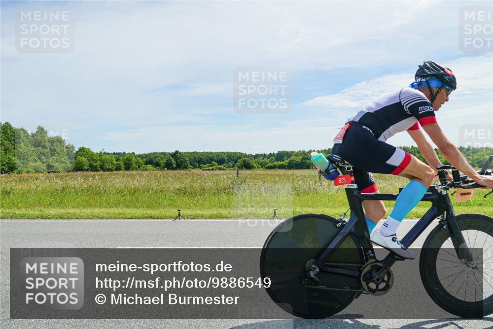 21.06.2026 - Viking Triathlon Michael Burmester http://msf.ph/oto/9886549 21.06.2026 11:49:43 Radfahren 9, 38, 40, 156, 168, 207, 224, 254, 471, 489, 492, 498, 629 meine-sportfotos.de