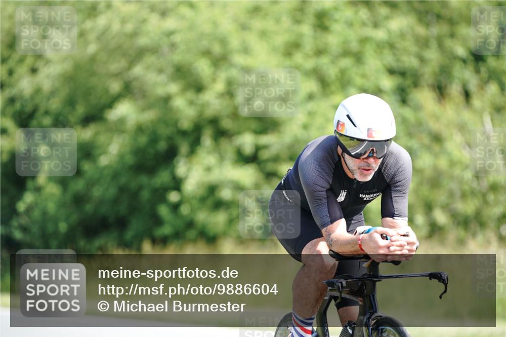 21.06.2026 - Viking Triathlon Michael Burmester http://msf.ph/oto/9886604 21.06.2026 11:27:20 Radfahren 44, 63, 74, 87, 111, 154, 162, 163, 166, 227, 266, 275, 411, 417, 484, 522, 567, 649, 651, 665 meine-sportfotos.de