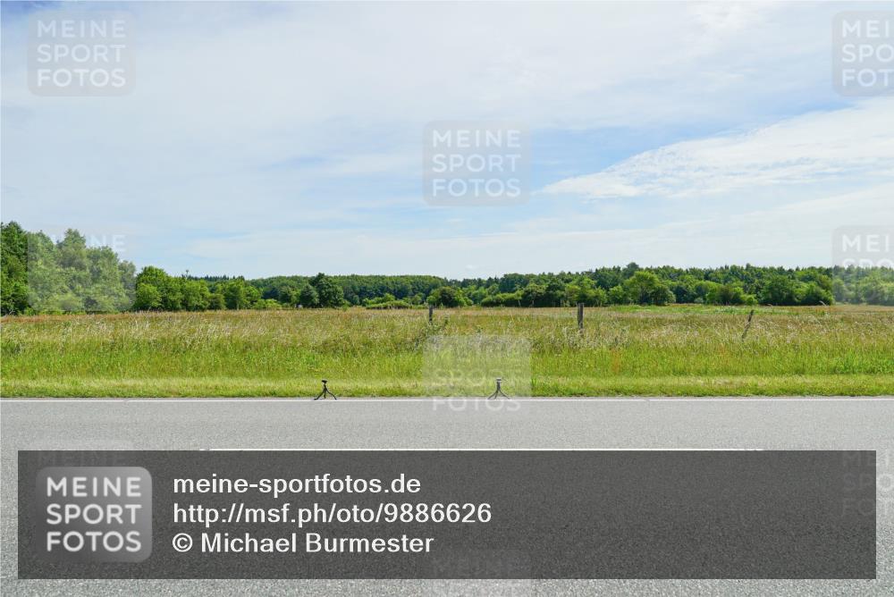 21.06.2026 - Viking Triathlon Michael Burmester http://msf.ph/oto/9886626 21.06.2026 11:50:32 Radfahren 33, 76, 92, 107, 151, 174, 229, 297, 351, 376, 385, 414, 422, 512, 557, 574, 618, 641, 641 meine-sportfotos.de