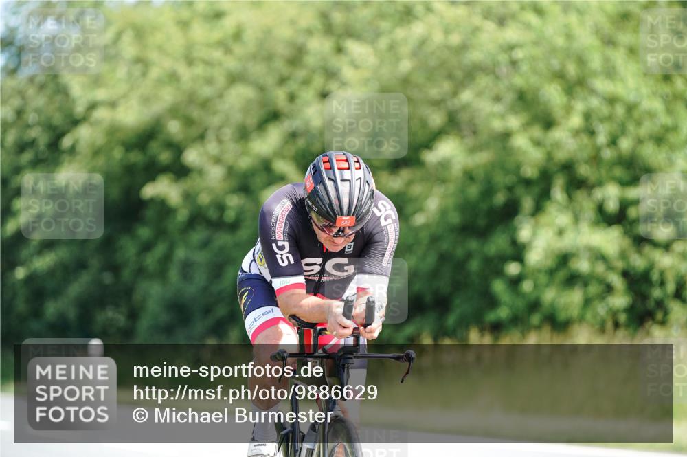21.06.2026 - Viking Triathlon Michael Burmester http://msf.ph/oto/9886629 21.06.2026 11:27:25 Radfahren 87, 154, 166, 227, 301, 417, 484, 567, 649, 665 meine-sportfotos.de