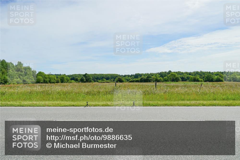 21.06.2026 - Viking Triathlon Michael Burmester http://msf.ph/oto/9886635 21.06.2026 11:50:34 Radfahren 33, 88, 92, 107, 151, 174, 229, 297, 351, 376, 385, 414, 422, 512, 557, 574, 618, 641, 641 meine-sportfotos.de