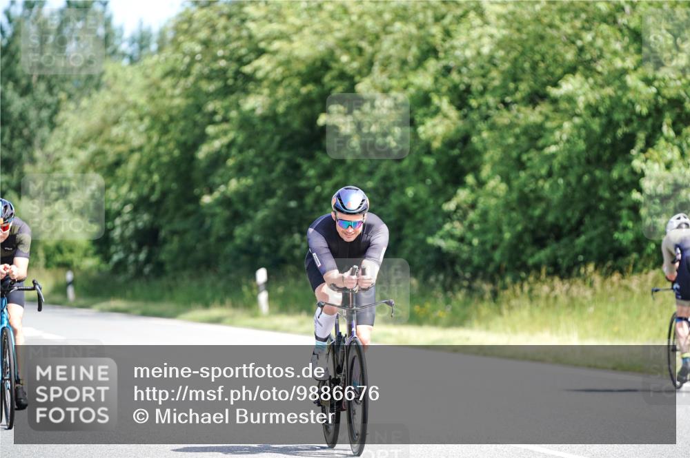 21.06.2026 - Viking Triathlon Michael Burmester http://msf.ph/oto/9886676 21.06.2026 11:29:53 Radfahren 34, 45, 125, 150, 167, 188, 220, 300, 327, 333, 340, 356, 464, 519, 601, 615, 646, 656, 663 meine-sportfotos.de