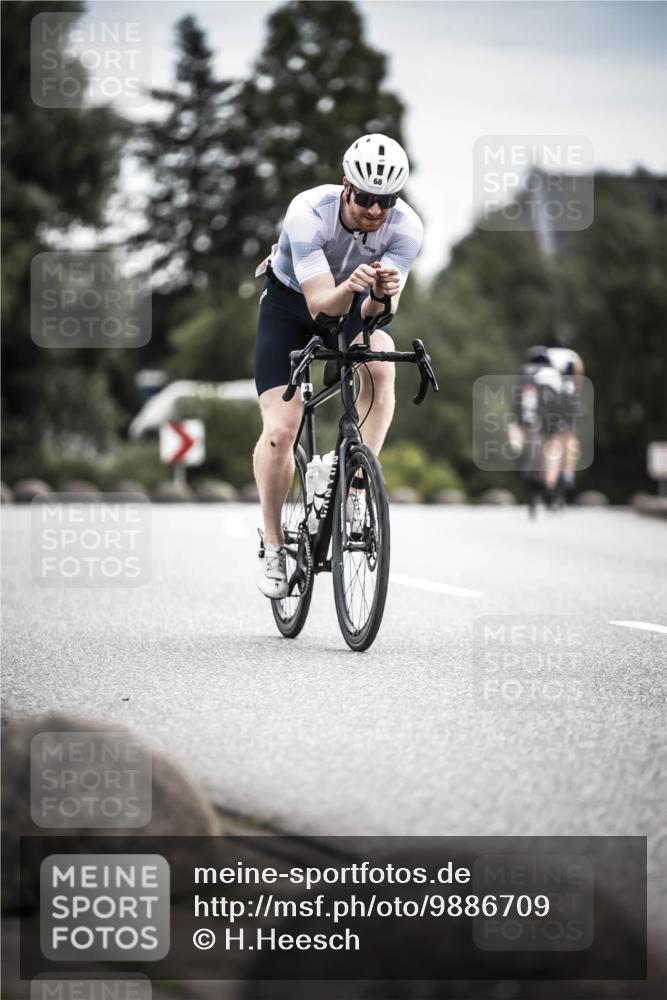21.06.2026 - 29. Vierlanden-Triathlon H.Heesch http://msf.ph/oto/9886709 21.06.2026 10:41:48 Radfahren 68, 195 meine-sportfotos.de
