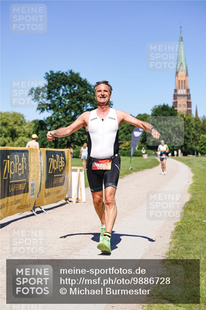 21.06.2026 - Viking Triathlon Michael Burmester http://msf.ph/oto/9886728 21.06.2026 16:17:25 Radfahren  meine-sportfotos.de
