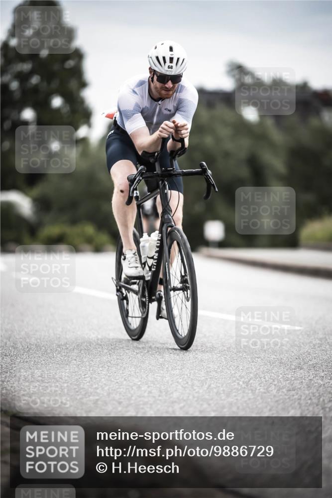 21.06.2026 - 29. Vierlanden-Triathlon H.Heesch http://msf.ph/oto/9886729 21.06.2026 10:41:49 Radfahren 68, 195 meine-sportfotos.de
