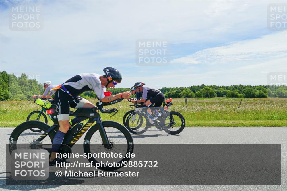 21.06.2026 - Viking Triathlon Michael Burmester http://msf.ph/oto/9886732 21.06.2026 11:52:02 Radfahren 61, 77, 80, 80, 141, 359, 410, 423, 491, 550, 636 meine-sportfotos.de
