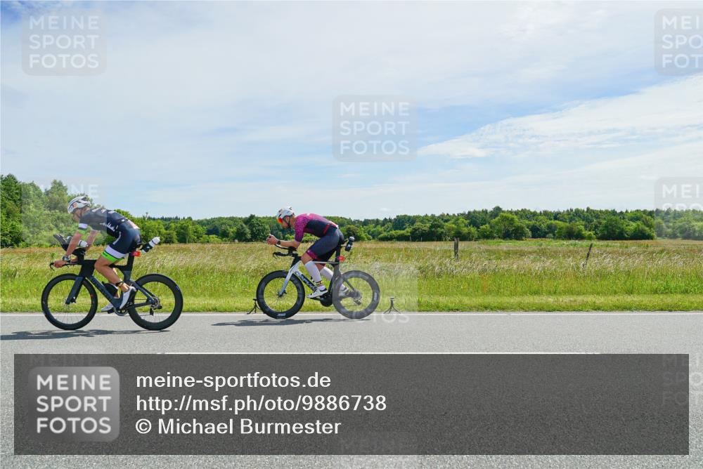 21.06.2026 - Viking Triathlon Michael Burmester http://msf.ph/oto/9886738 21.06.2026 11:52:03 Radfahren 61, 77, 80, 80, 141, 359, 410, 423, 491, 550, 636 meine-sportfotos.de