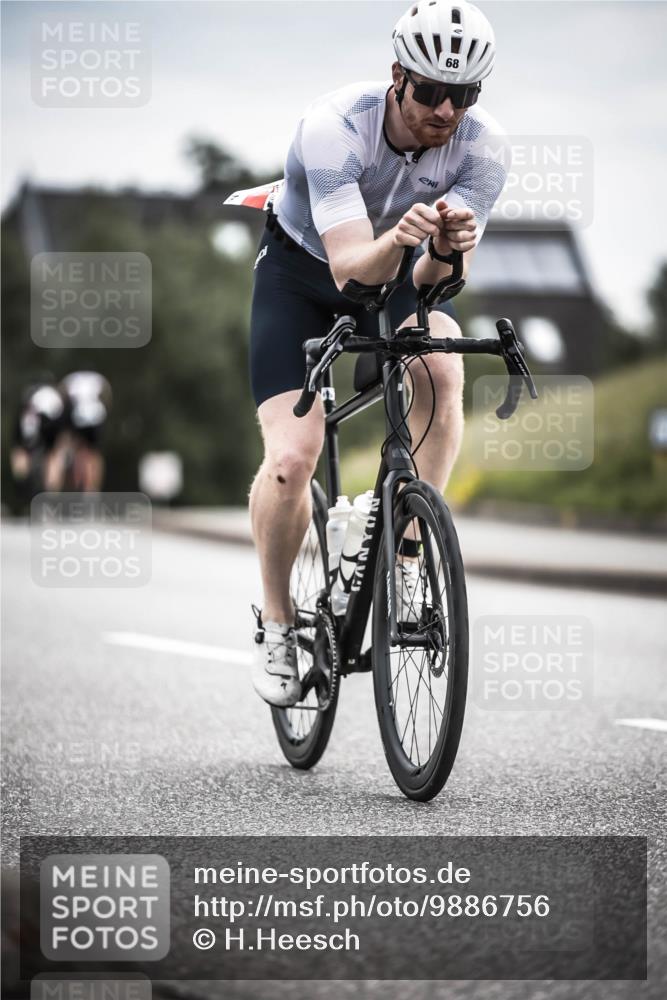 21.06.2026 - 29. Vierlanden-Triathlon H.Heesch http://msf.ph/oto/9886756 21.06.2026 10:41:49 Radfahren 68, 195 meine-sportfotos.de
