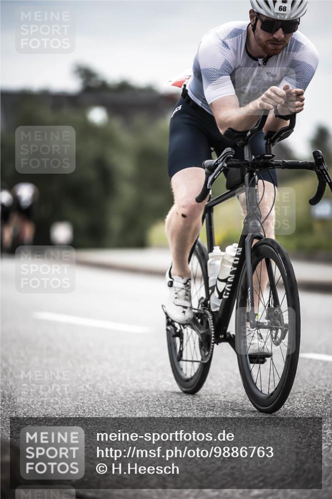 21.06.2026 - 29. Vierlanden-Triathlon H.Heesch http://msf.ph/oto/9886763 21.06.2026 10:41:49 Radfahren 68, 195 meine-sportfotos.de