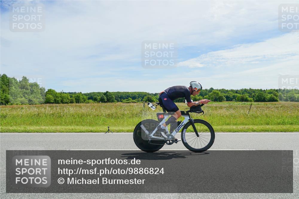 21.06.2026 - Viking Triathlon Michael Burmester http://msf.ph/oto/9886824 21.06.2026 11:52:53 Radfahren 104, 109, 135, 145, 178, 180, 202, 383, 446, 452, 452, 496, 500, 515, 603, 610 meine-sportfotos.de