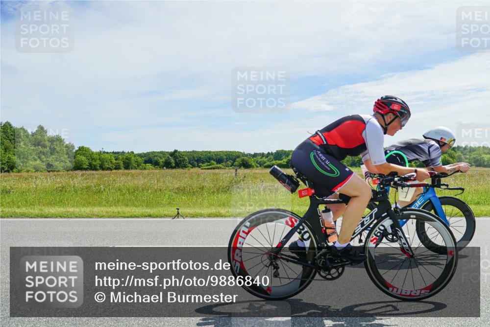 21.06.2026 - Viking Triathlon Michael Burmester http://msf.ph/oto/9886840 21.06.2026 11:52:58 Radfahren 104, 109, 135, 145, 178, 180, 202, 383, 446, 452, 452, 496, 500, 515, 603, 610 meine-sportfotos.de