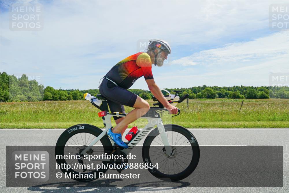 21.06.2026 - Viking Triathlon Michael Burmester http://msf.ph/oto/9886854 21.06.2026 11:53:00 Radfahren 104, 109, 135, 145, 178, 202, 383, 446, 452, 496, 500, 515, 603, 610 meine-sportfotos.de