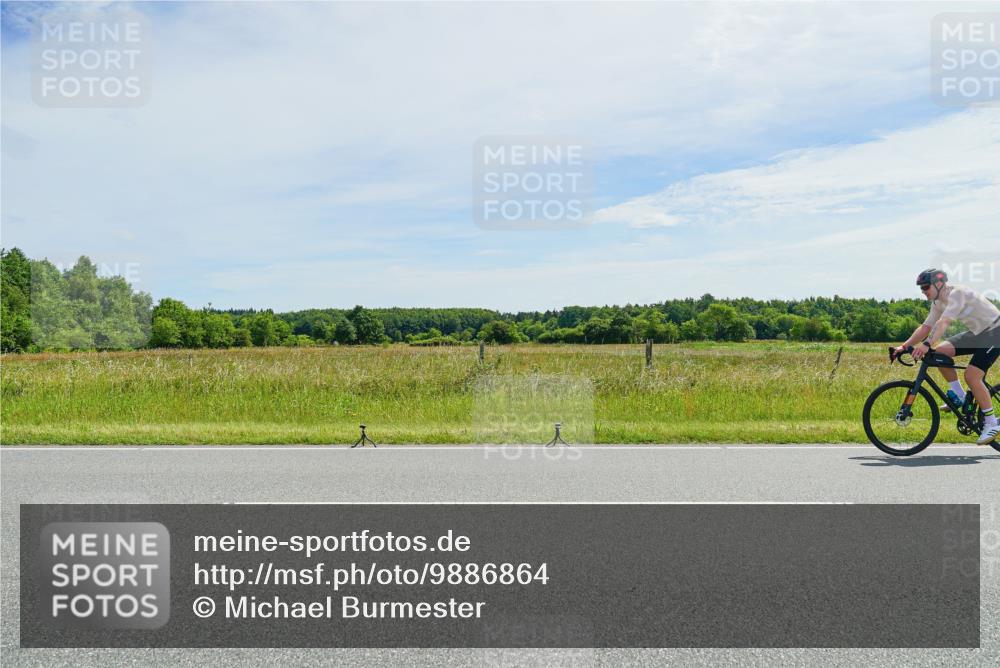 21.06.2026 - Viking Triathlon Michael Burmester http://msf.ph/oto/9886864 21.06.2026 11:53:02 Radfahren 104, 109, 135, 145, 160, 178, 182, 202, 383, 446, 452, 496, 500, 515, 603, 610 meine-sportfotos.de