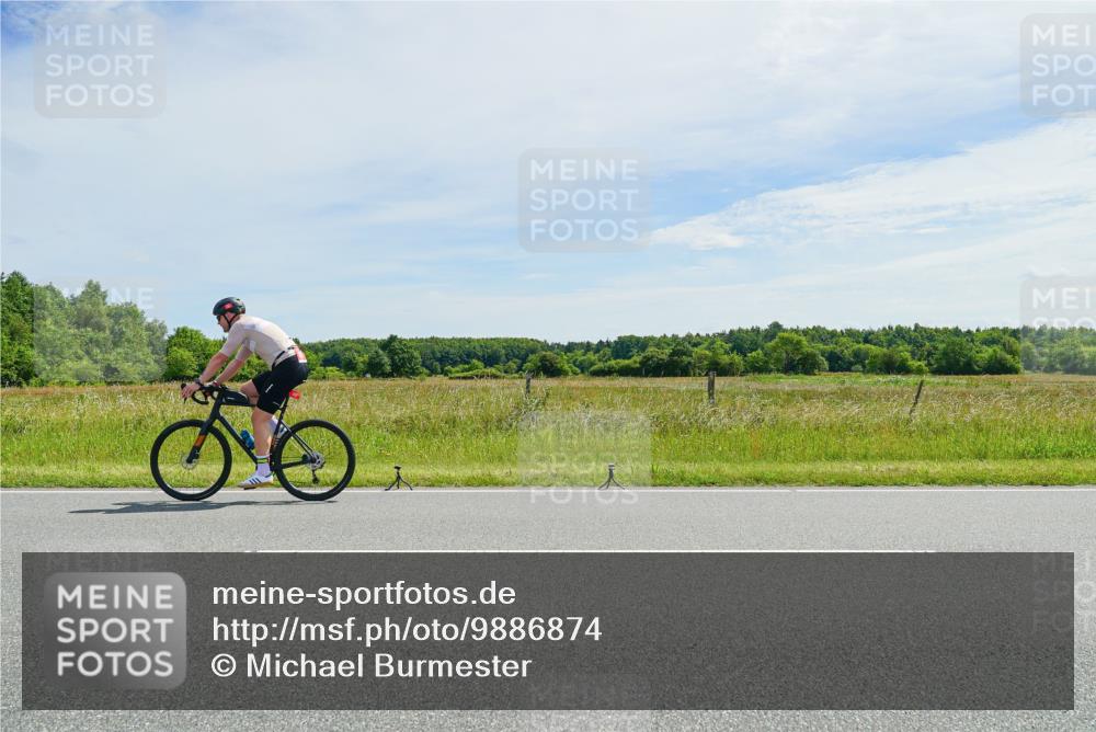 21.06.2026 - Viking Triathlon Michael Burmester http://msf.ph/oto/9886874 21.06.2026 11:53:03 Radfahren 104, 109, 135, 145, 160, 178, 182, 202, 383, 446, 452, 496, 500, 515, 603, 610 meine-sportfotos.de