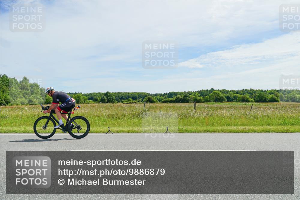 21.06.2026 - Viking Triathlon Michael Burmester http://msf.ph/oto/9886879 21.06.2026 11:53:07 Radfahren 160, 178, 182, 202, 202, 383, 452, 496, 603, 610 meine-sportfotos.de