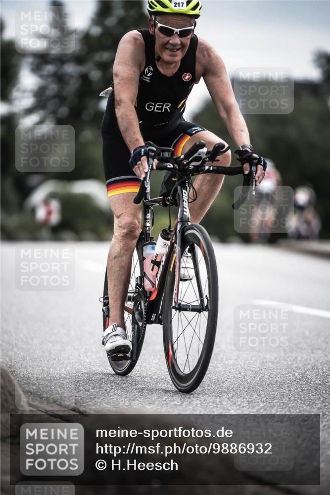 21.06.2026 - 29. Vierlanden-Triathlon H.Heesch http://msf.ph/oto/9886932 21.06.2026 10:42:51 Radfahren 91, 217, 266, 338 meine-sportfotos.de
