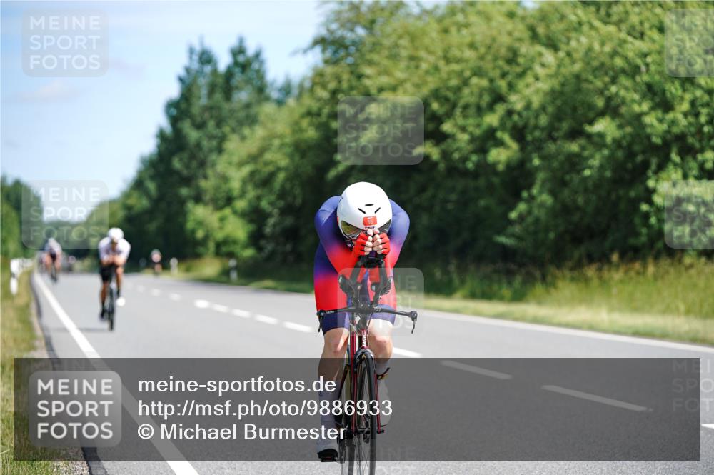 21.06.2026 - Viking Triathlon Michael Burmester http://msf.ph/oto/9886933 21.06.2026 11:30:10 Radfahren 27, 34, 45, 125, 127, 167, 188, 300, 327, 333, 610, 615, 646, 647, 656, 663 meine-sportfotos.de