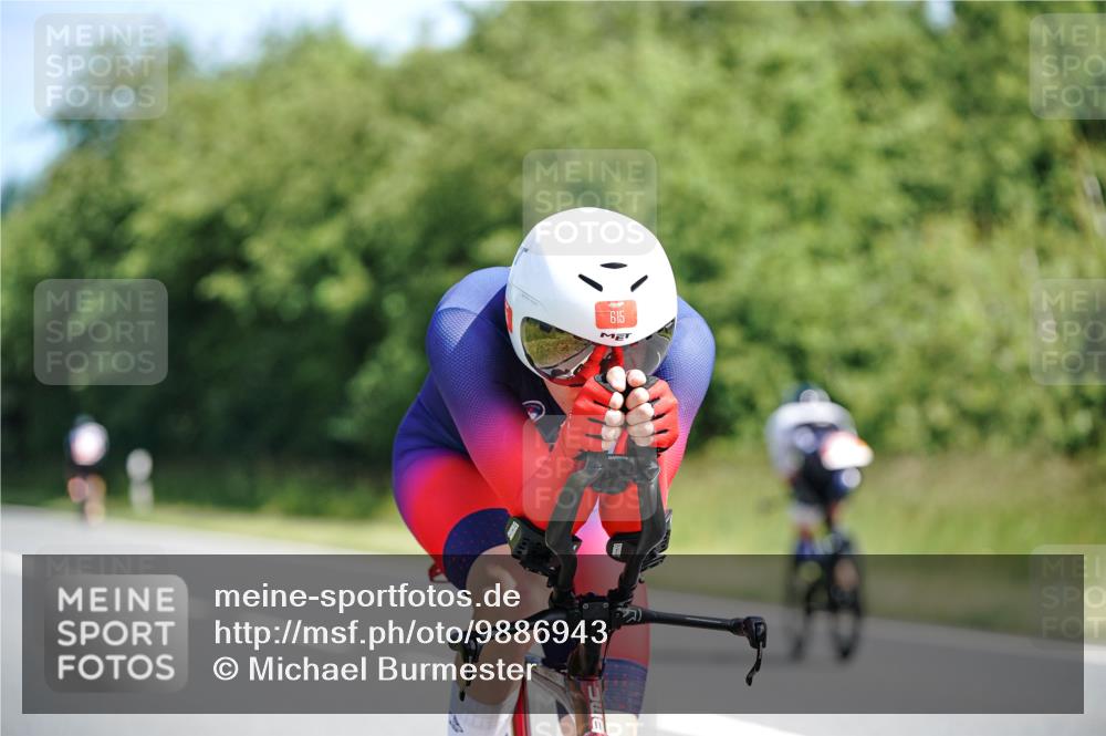 21.06.2026 - Viking Triathlon Michael Burmester http://msf.ph/oto/9886943 21.06.2026 11:30:11 Radfahren 27, 34, 45, 125, 127, 167, 188, 333, 610, 615, 646, 647, 656, 663 meine-sportfotos.de