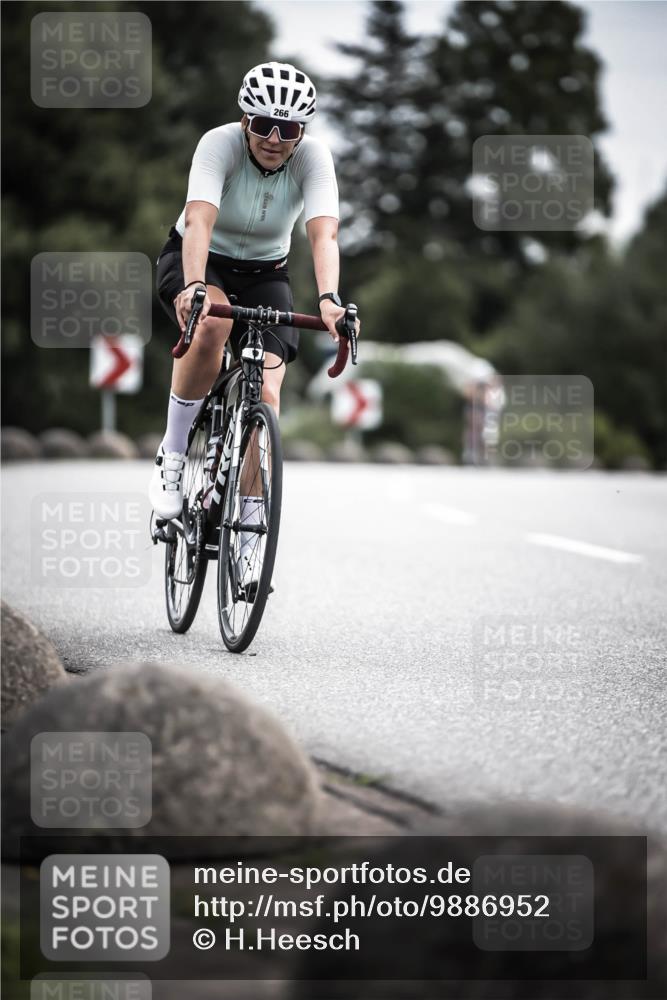 21.06.2026 - 29. Vierlanden-Triathlon H.Heesch http://msf.ph/oto/9886952 21.06.2026 10:42:54 Radfahren 217, 266, 338 meine-sportfotos.de