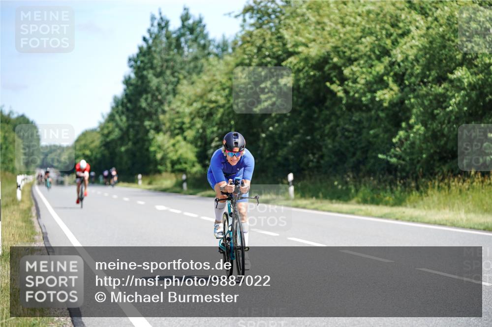 21.06.2026 - Viking Triathlon Michael Burmester http://msf.ph/oto/9887022 21.06.2026 11:30:32 Radfahren 152, 175, 229, 296, 405, 647 meine-sportfotos.de