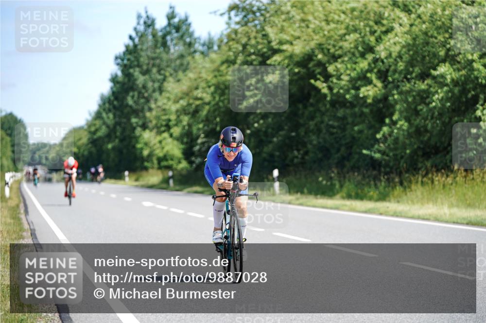 21.06.2026 - Viking Triathlon Michael Burmester http://msf.ph/oto/9887028 21.06.2026 11:30:32 Radfahren 152, 175, 229, 296, 405, 647 meine-sportfotos.de