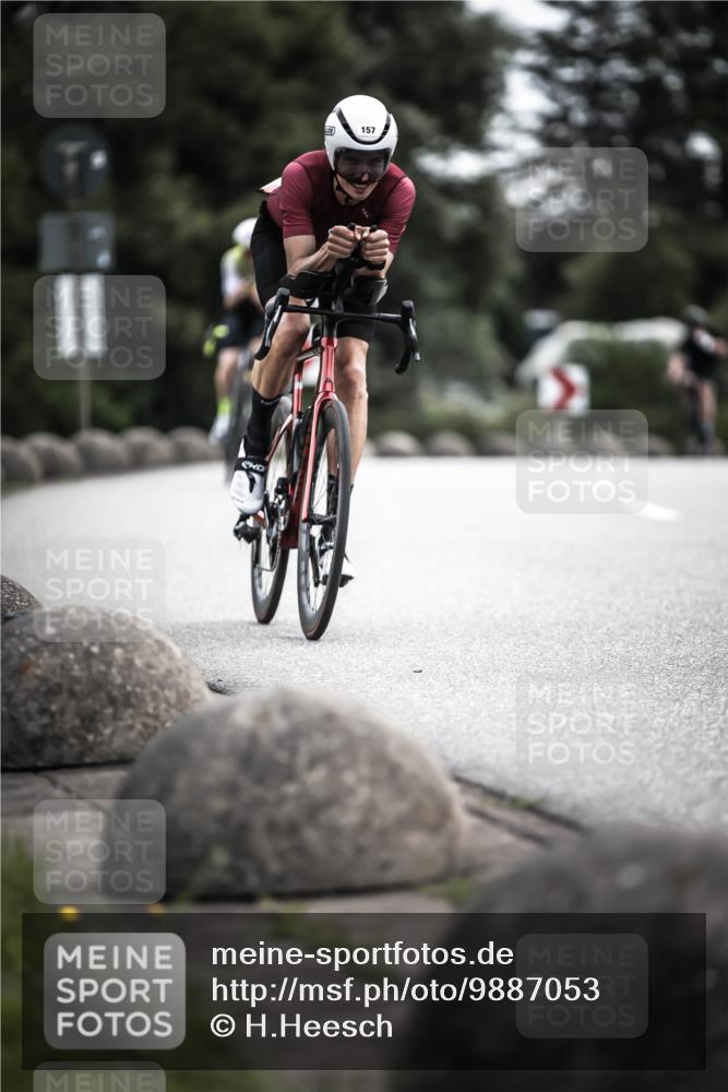 21.06.2026 - 29. Vierlanden-Triathlon H.Heesch http://msf.ph/oto/9887053 21.06.2026 10:43:04 Radfahren 122, 157, 273 meine-sportfotos.de